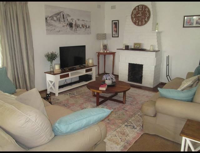 3 BEDROOM FREEHOLD SOLD IN HOWICK NORTH